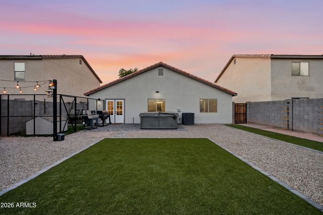 2049 E SHETLAND Drive, San Tan Valley, AZ 85140
