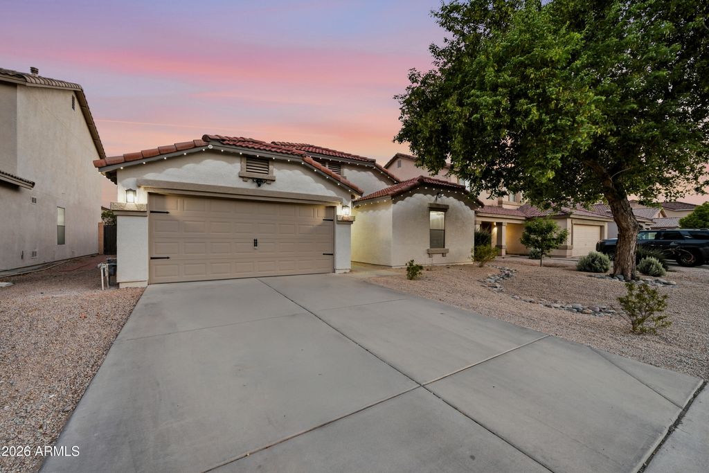 2049 E SHETLAND Drive, San Tan Valley, AZ 85140 — photo 2