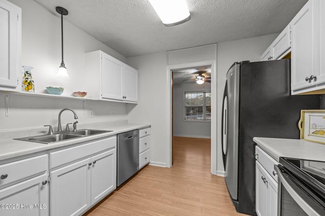 2000 Clark Court, Morehead City, NC 28557