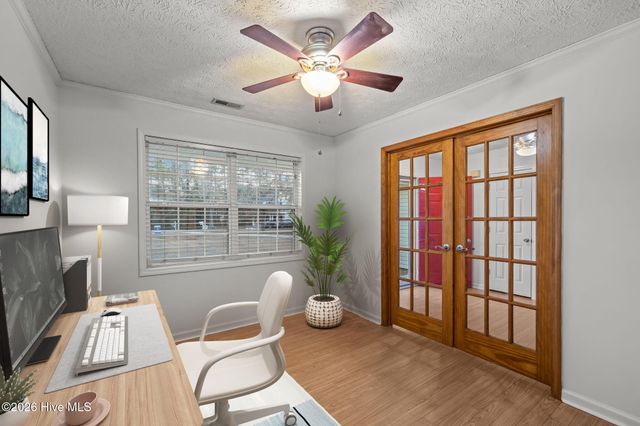 2000 Clark Court, Morehead City, NC 28557