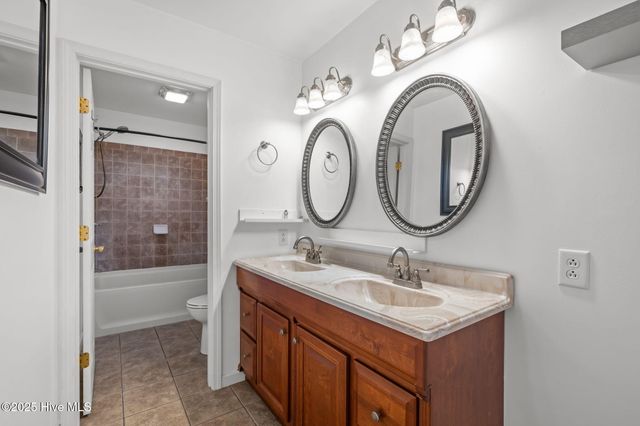 2000 Clark Court, Morehead City, NC 28557