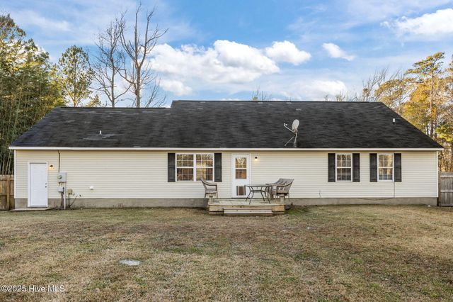 2000 Clark Court, Morehead City, NC 28557