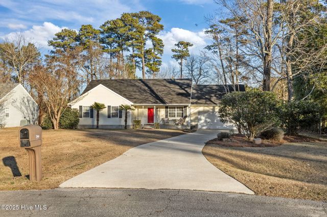 2000 Clark Court, Morehead City, NC 28557
