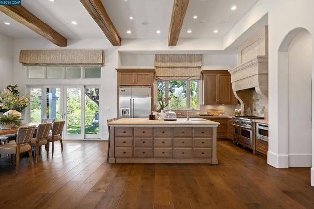 32 Copenhagen Ct, Alamo, CA 94507