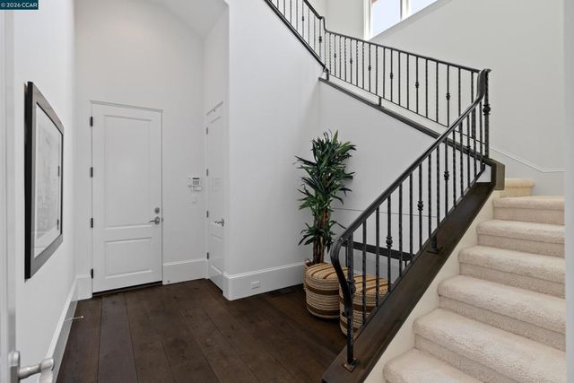 32 Copenhagen Ct, Alamo, CA 94507