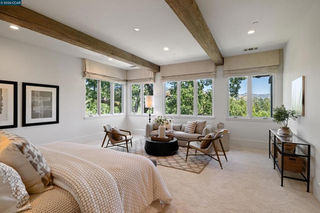 32 Copenhagen Ct, Alamo, CA 94507
