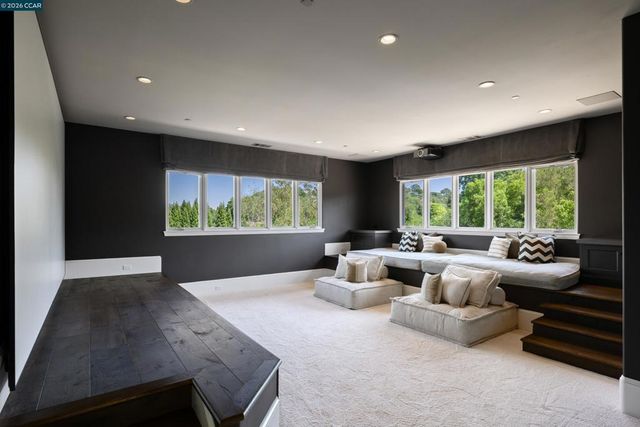 32 Copenhagen Ct, Alamo, CA 94507