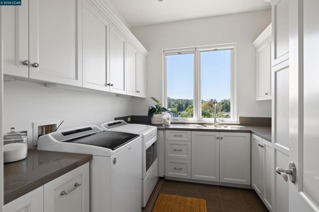 32 Copenhagen Ct, Alamo, CA 94507