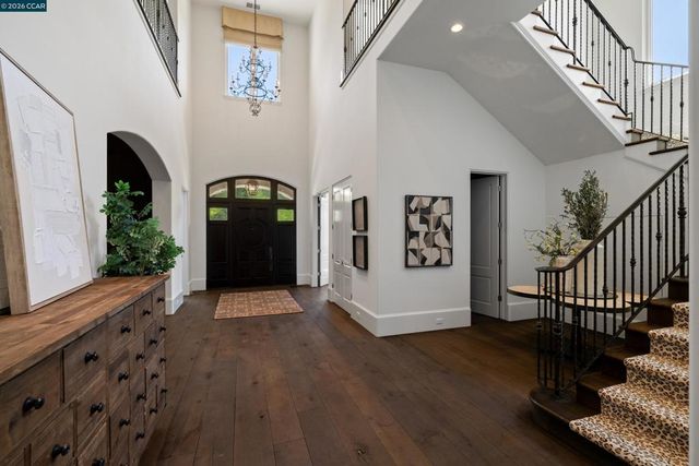 32 Copenhagen Ct, Alamo, CA 94507