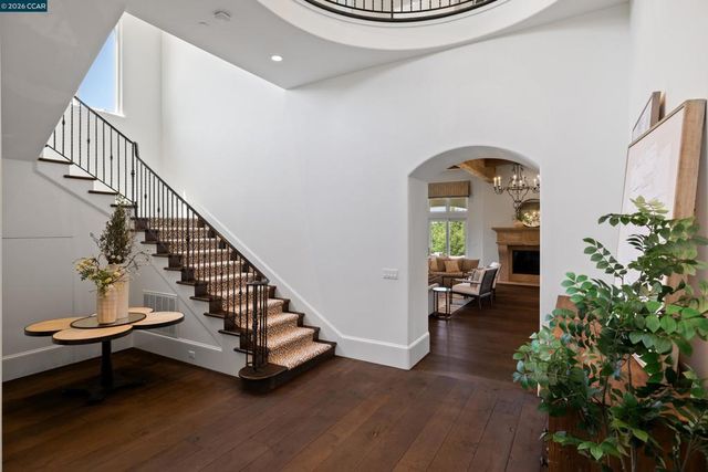 32 Copenhagen Ct, Alamo, CA 94507