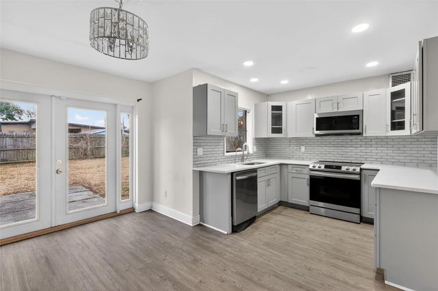 6020 W HARWOOD AVENUE, Orlando, FL 32835