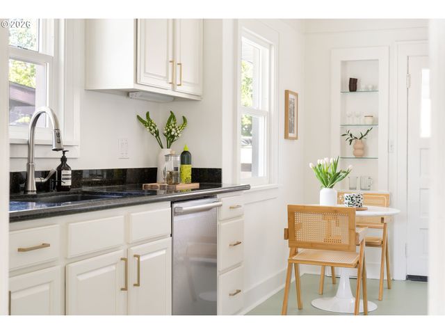 7816 N BELKNAP Ave, Portland, OR 97217