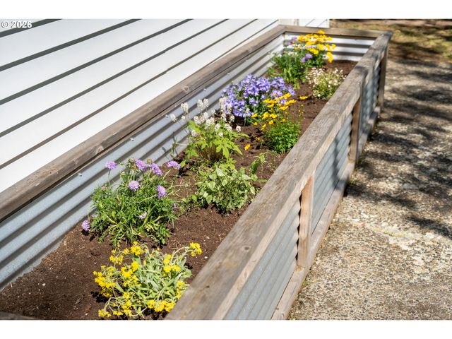 7816 N BELKNAP Ave, Portland, OR 97217