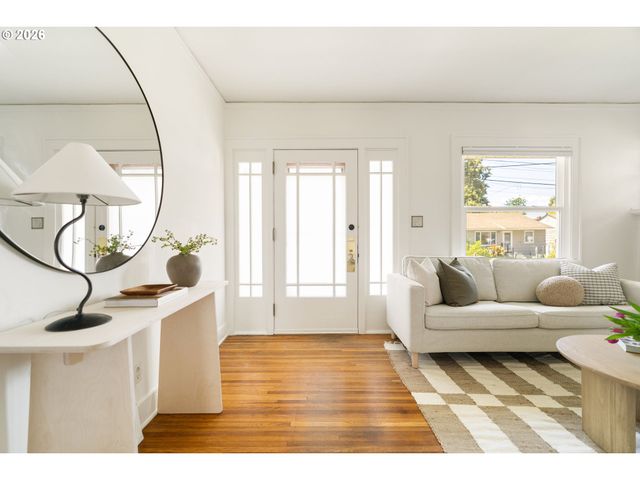 7816 N BELKNAP Ave, Portland, OR 97217