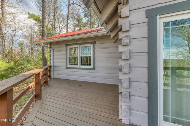 461 Little Switzerland Pvt Drive, Bristol, TN 37620