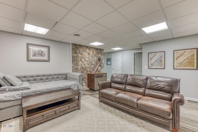 461 Little Switzerland Pvt Drive, Bristol, TN 37620