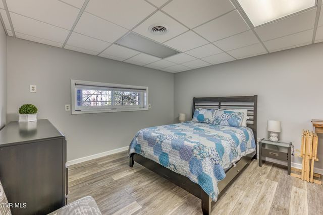 461 Little Switzerland Pvt Drive, Bristol, TN 37620