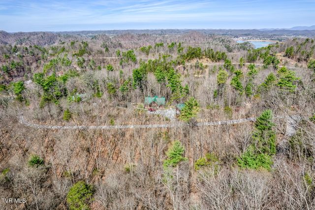 461 Little Switzerland Pvt Drive, Bristol, TN 37620