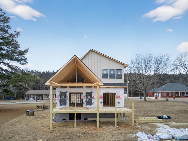 847 Rainbow Haven, Rainbow City, AL 35906