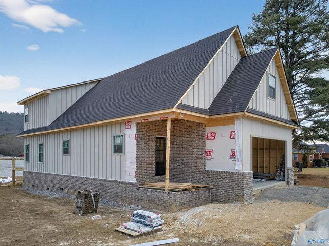 847 Rainbow Haven, Rainbow City, AL 35906