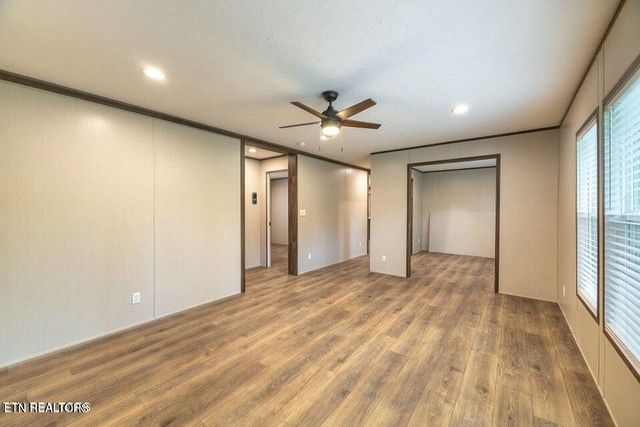 9875 Corporate Park Drive, Loudon, TN 37774