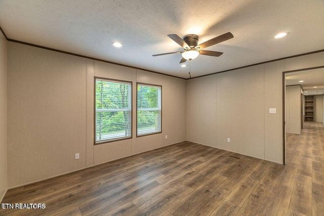 9875 Corporate Park Drive, Loudon, TN 37774