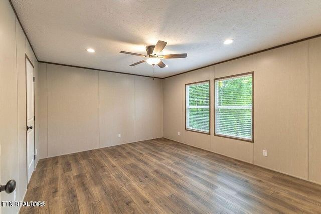 9875 Corporate Park Drive, Loudon, TN 37774