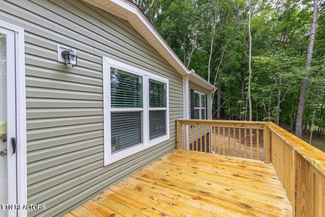 9875 Corporate Park Drive, Loudon, TN 37774