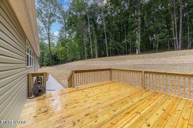 9875 Corporate Park Drive, Loudon, TN 37774