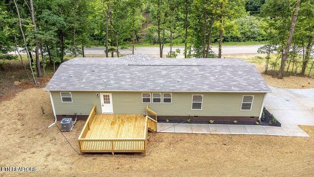 9875 Corporate Park Drive, Loudon, TN 37774