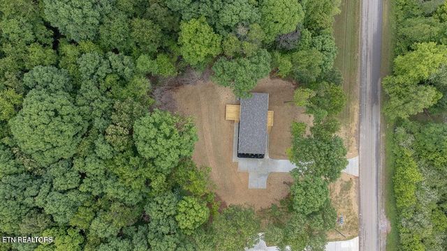 9875 Corporate Park Drive, Loudon, TN 37774