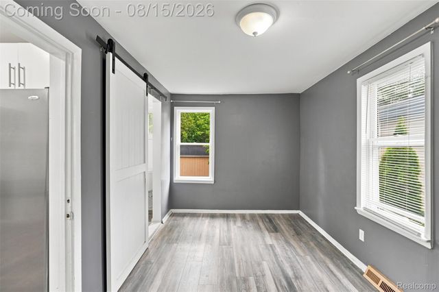 5607 Loveland Street, West Bloomfield Charter Township, MI 48322