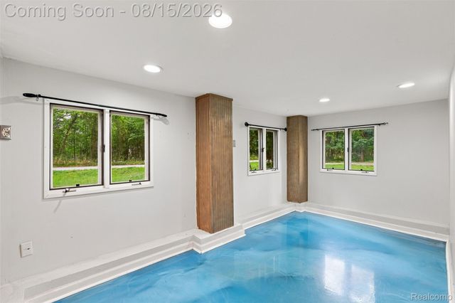 5607 Loveland Street, West Bloomfield Charter Township, MI 48322