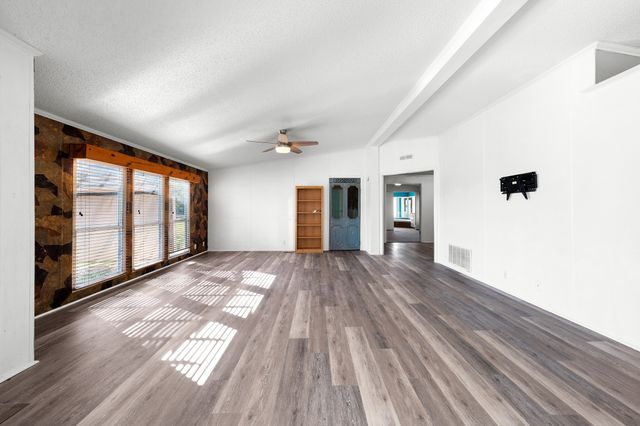 140 County Road 2302, Sulphur Springs, TX 75482