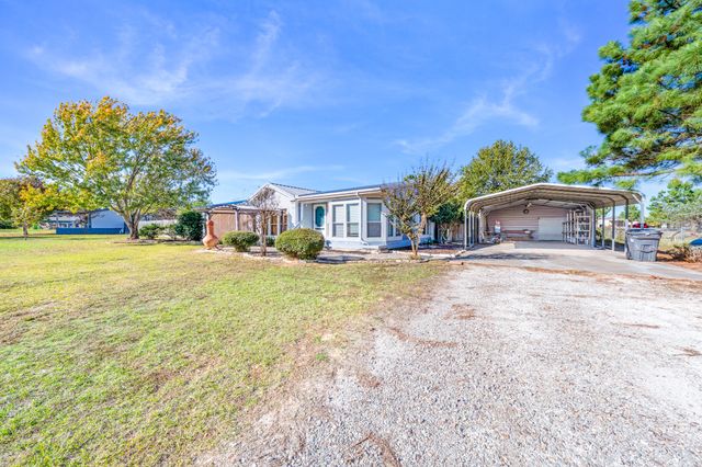 140 County Road 2302, Sulphur Springs, TX 75482