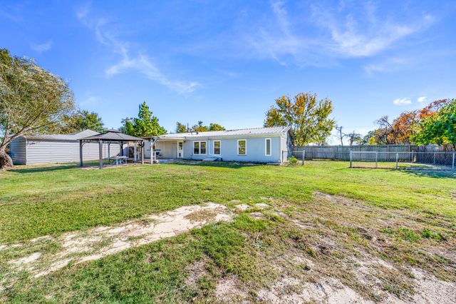 140 County Road 2302, Sulphur Springs, TX 75482
