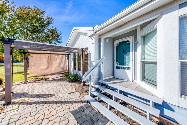 140 County Road 2302, Sulphur Springs, TX 75482