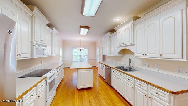 203 Sevendales Drive, Goldsboro, NC 27534