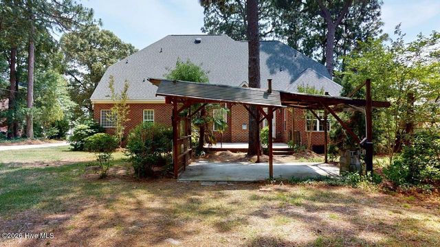 203 Sevendales Drive, Goldsboro, NC 27534