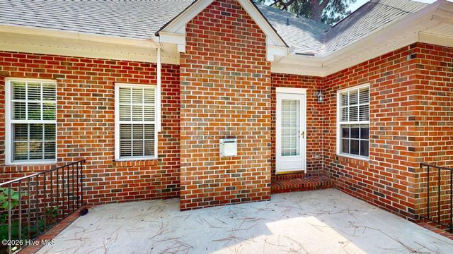 203 Sevendales Drive, Goldsboro, NC 27534