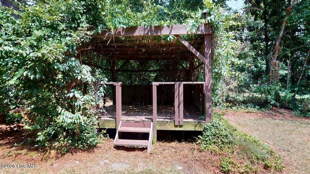203 Sevendales Drive, Goldsboro, NC 27534