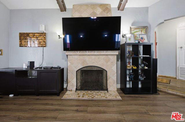 642 W 95th Street, Los Angeles, CA 90044