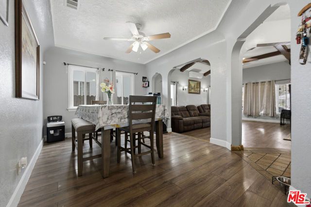 642 W 95th Street, Los Angeles, CA 90044