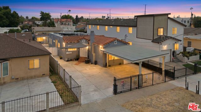 642 W 95th Street, Los Angeles, CA 90044