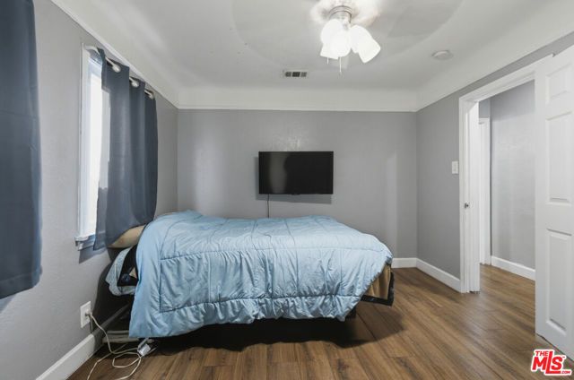 642 W 95th Street, Los Angeles, CA 90044