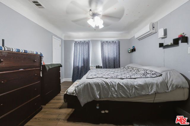 642 W 95th Street, Los Angeles, CA 90044