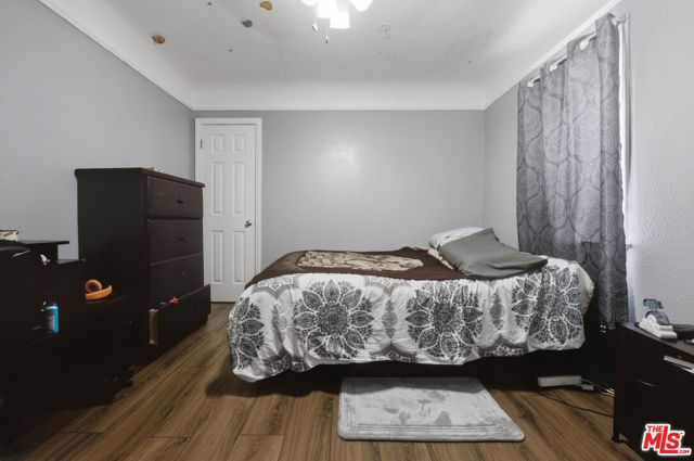 642 W 95th Street, Los Angeles, CA 90044
