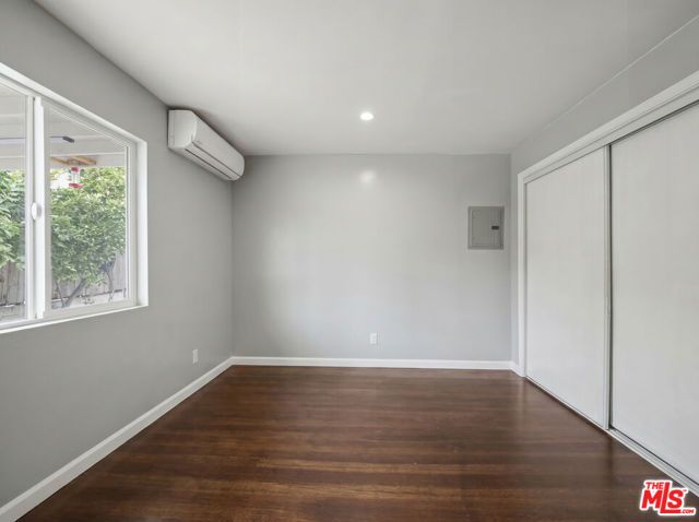 642 W 95th Street, Los Angeles, CA 90044