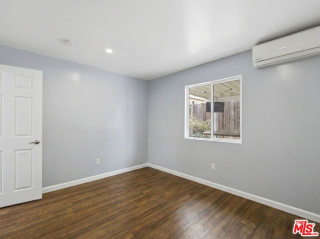 642 W 95th Street, Los Angeles, CA 90044