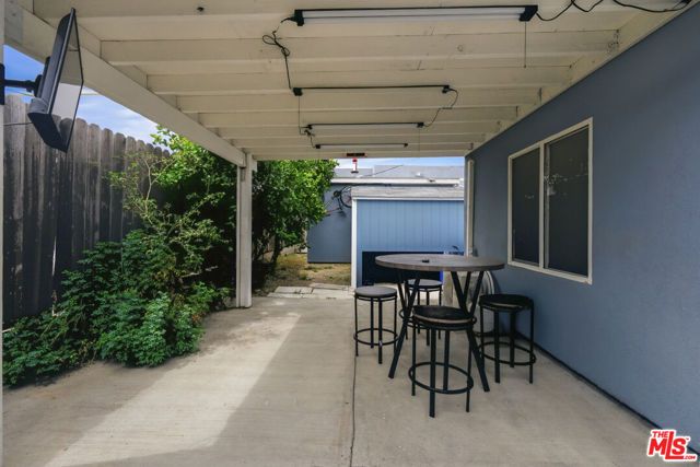642 W 95th Street, Los Angeles, CA 90044